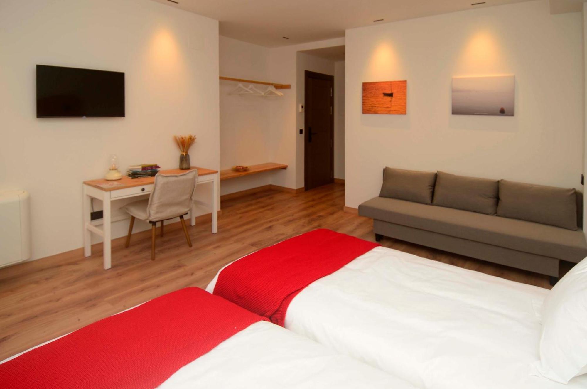 A Reigada Hotel Restaurante Grandas de Salime Zewnętrze zdjęcie