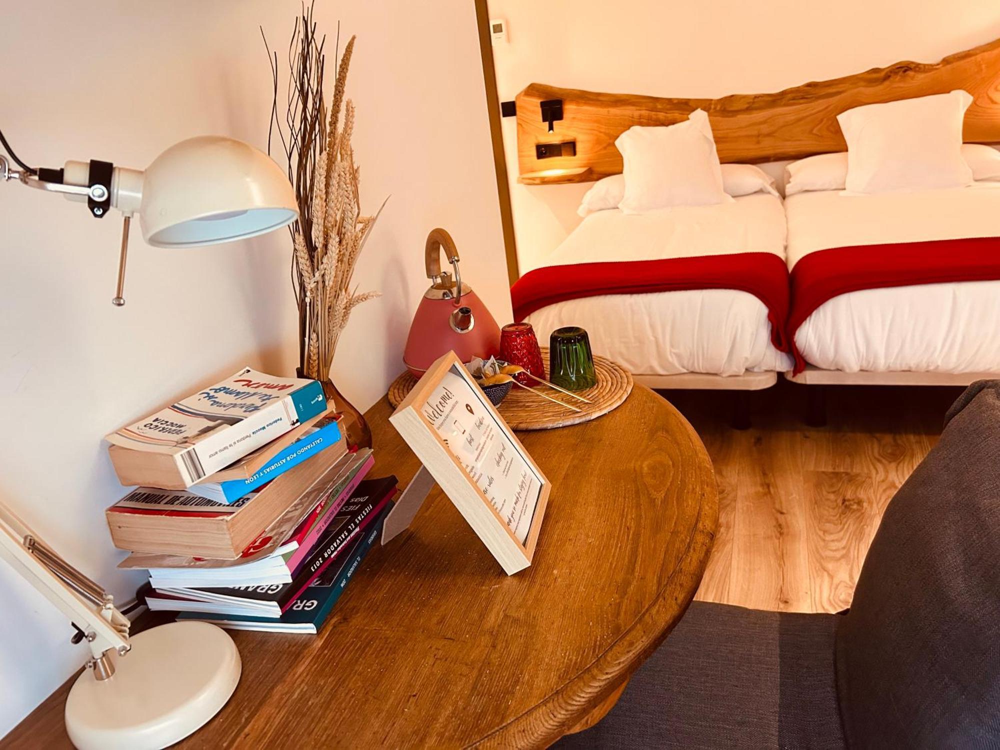 A Reigada Hotel Restaurante Grandas de Salime Zewnętrze zdjęcie