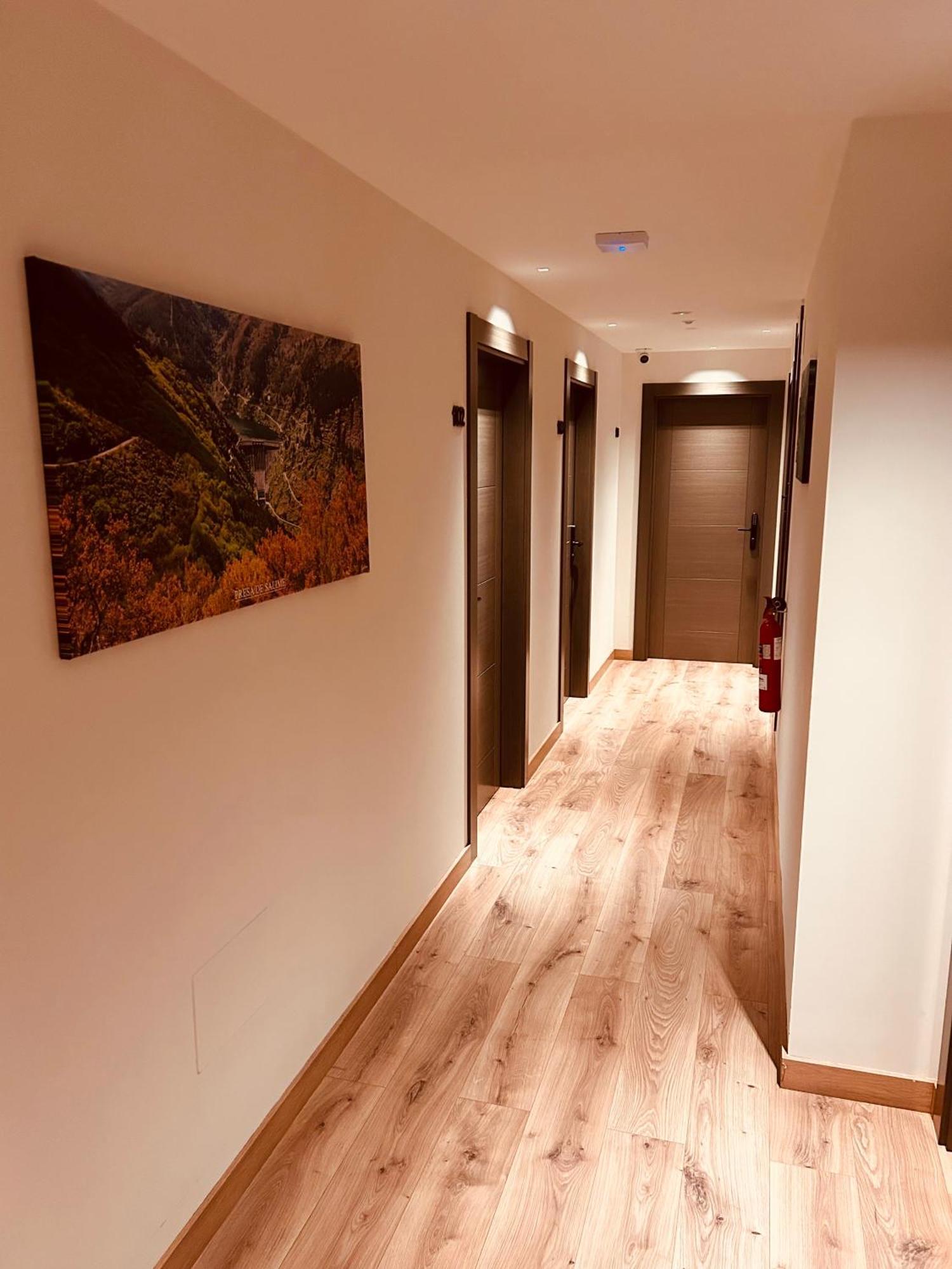 A Reigada Hotel Restaurante Grandas de Salime Zewnętrze zdjęcie