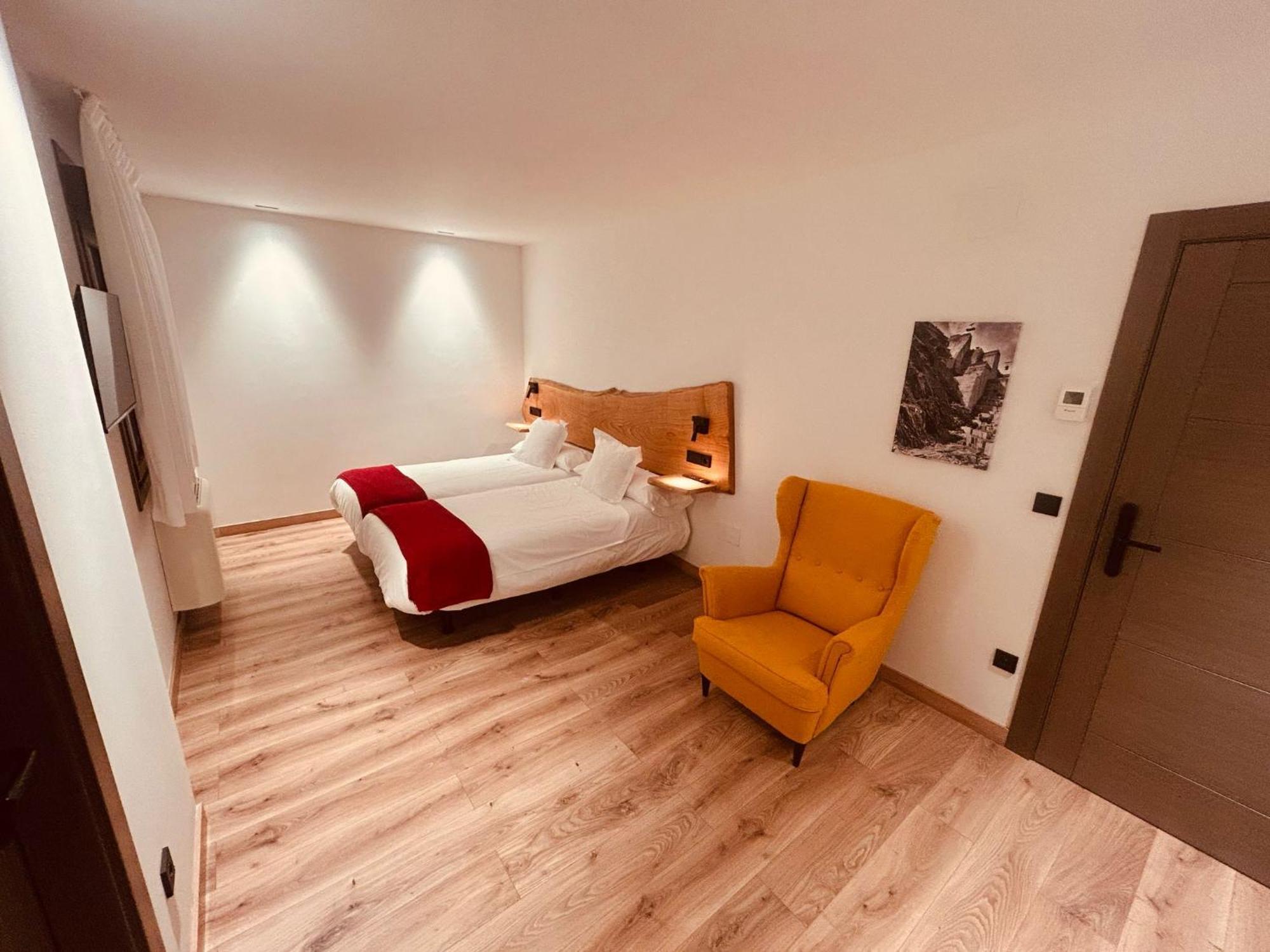 A Reigada Hotel Restaurante Grandas de Salime Zewnętrze zdjęcie