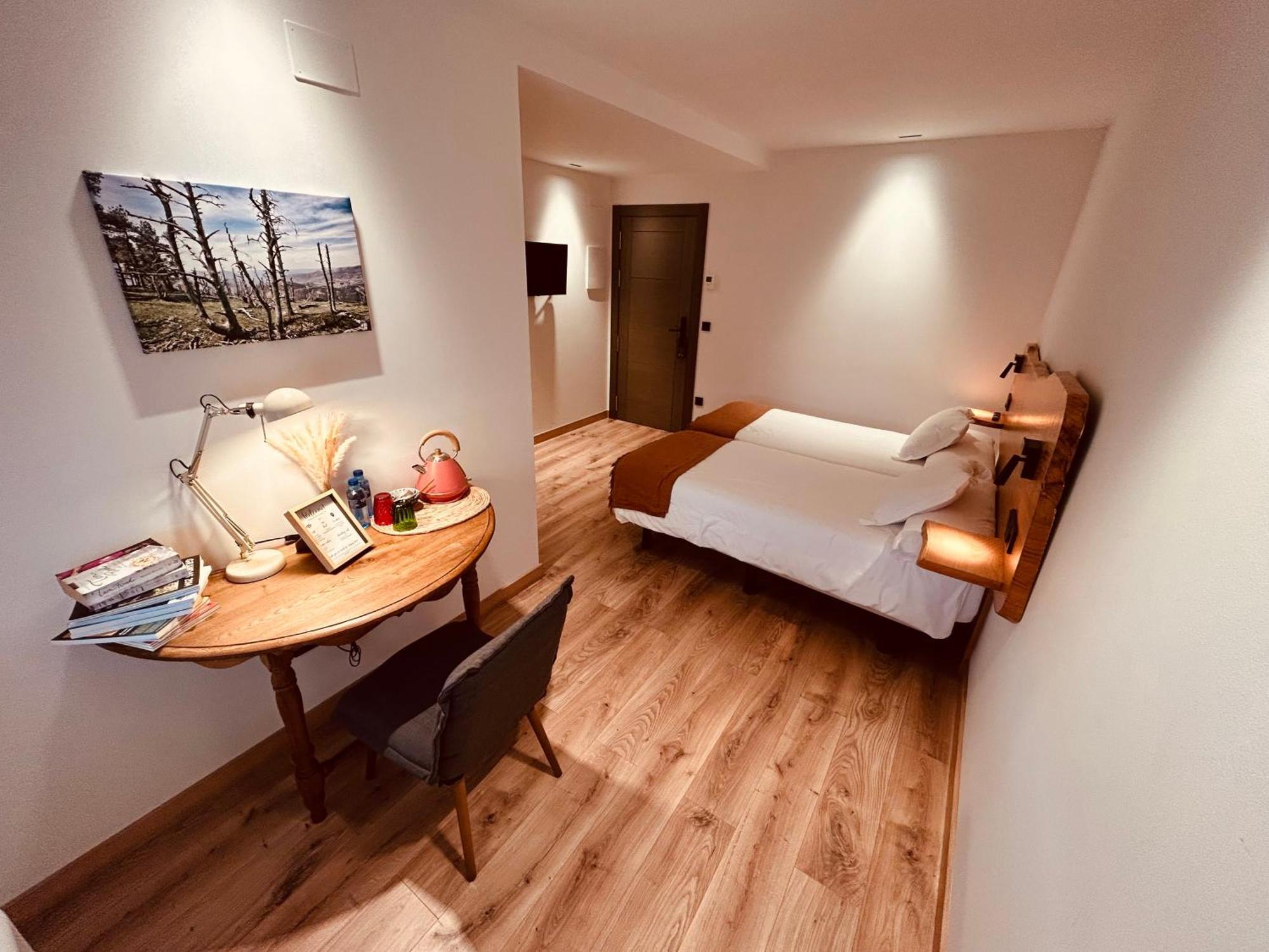 A Reigada Hotel Restaurante Grandas de Salime Zewnętrze zdjęcie